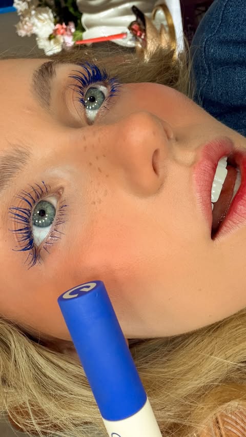 Instagram post by @kleinepowell for Grande Cosmetics. Caption reads: [...] be touchin the SKY ☁️🌀✨@grandecosmetics....