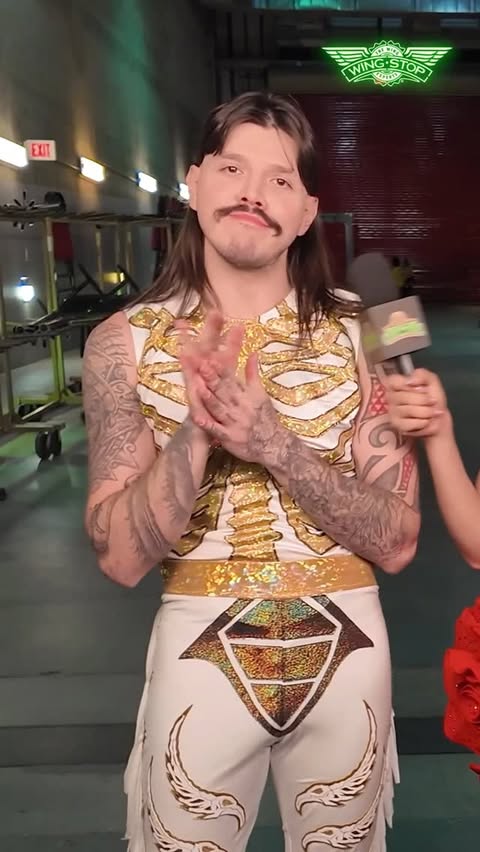 Instagram post by @andreabazarte for WWE. Caption reads: Pin Pon con Dominik Mysterio presentado por....