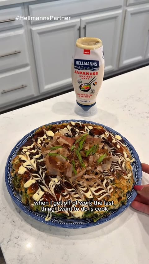Instagram post by @elizabeth_wu for Hellmann’s Mayonnaise. Caption reads: [...] staple! 🥢 #HellmannsPartner....