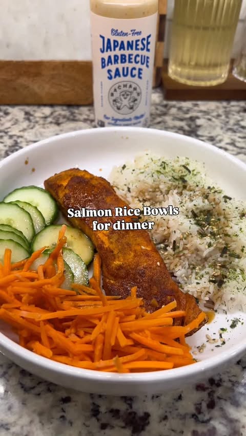 Instagram post by @madds.santa for Bachan’s. Caption reads: [...] for an easy weeknight dinner using....