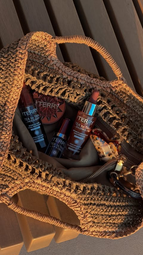 Instagram post by @charlottebirdx for BY TERRY. Caption reads: [...] it lasts so well! Have you tried this??....