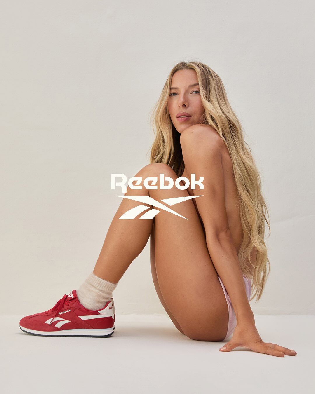 Instagram post by @chodakowskaewa for CCC. Caption reads: Confidence doesn’t need approval – it just needs....