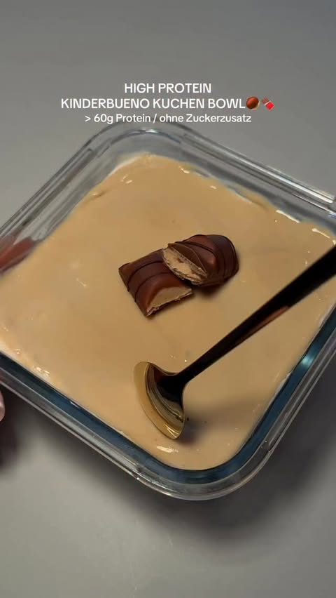 Instagram post by @laetitiaszabo for More Nutrition. Caption reads: [...] ihr immer maximal bei More Nutrition sparen....