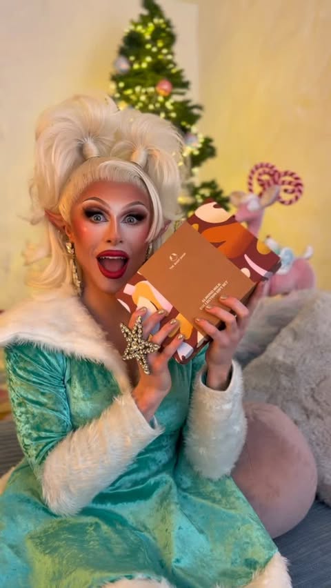 Instagram post by @bluhydrangea_ for The Body Shop. Caption reads: #AD Show love for the special people in your life....