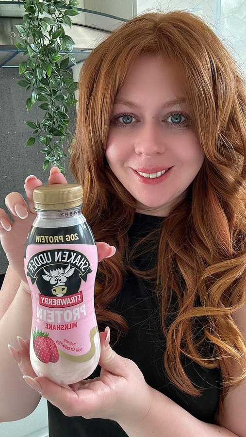 Instagram post by @theboredhousewifediaries for Shaken Udder. Caption reads: #Ad🥛🐄 Have you tried @shakenudder protein-packed....