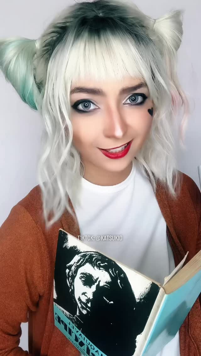 Instagram post by @katsukioz for Eyecandys. Caption reads: [...] 💅🃏 With these amazing contacts from....