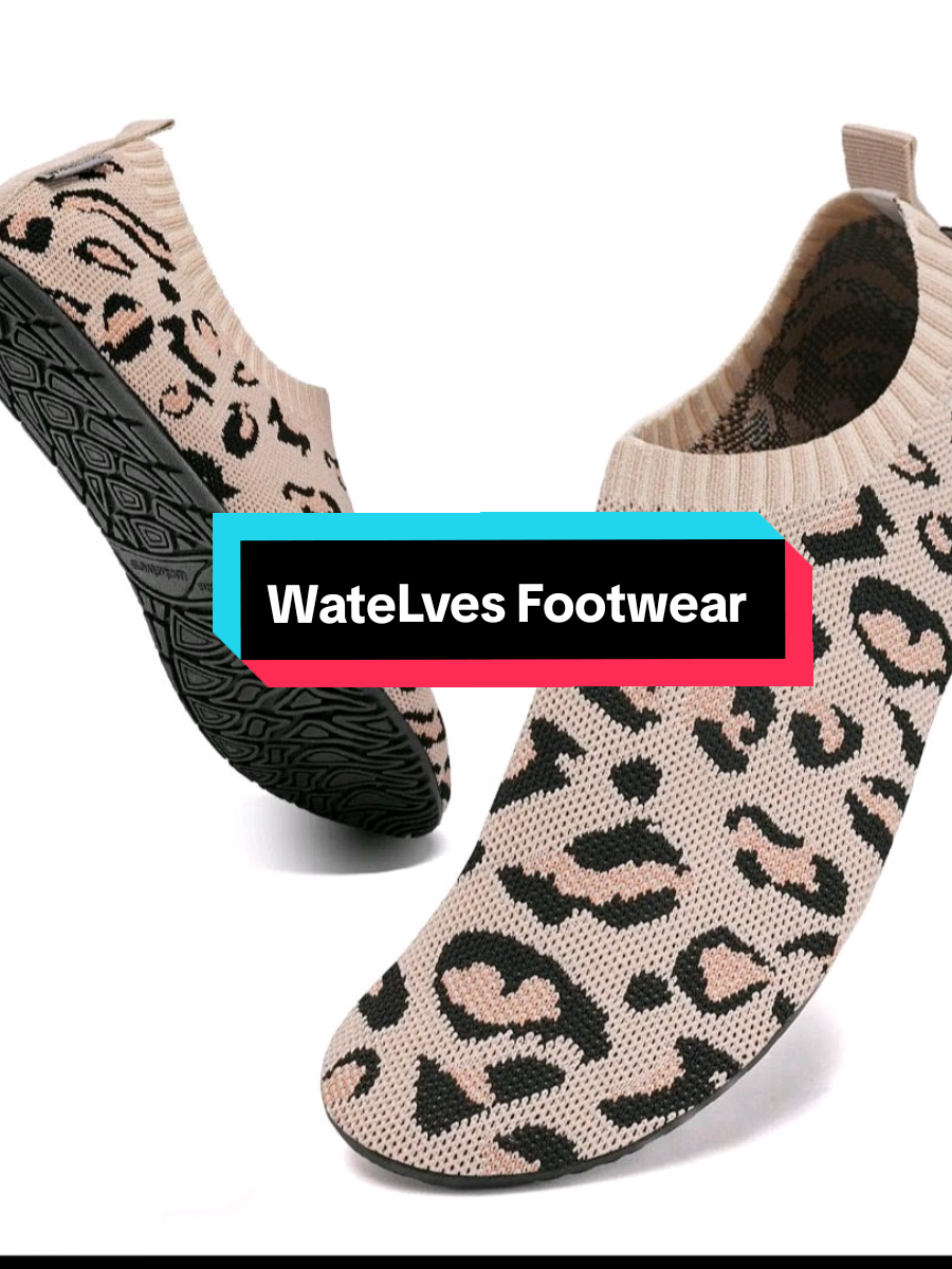 TikTok post by @feefee523 for Watelves. Caption reads: @WateLves Footwear #travelslippers #slippers [...].