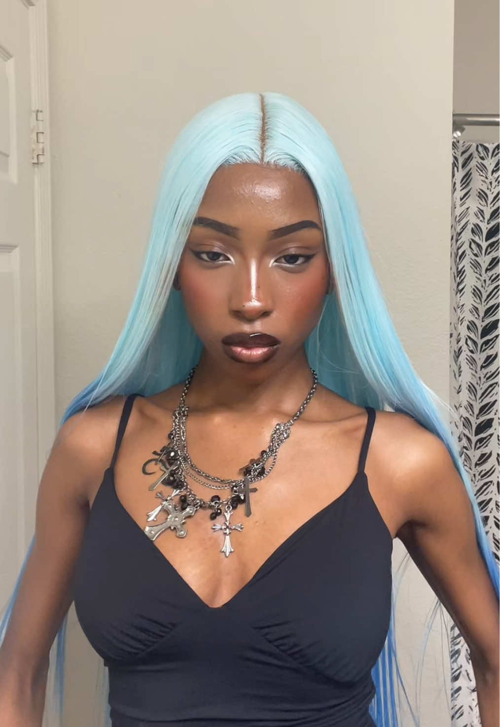 TikTok post by @bigstarlexi for Style Icon Hair. Caption reads: It’s late and I’m awake @Style Icon Hair #fyp....
