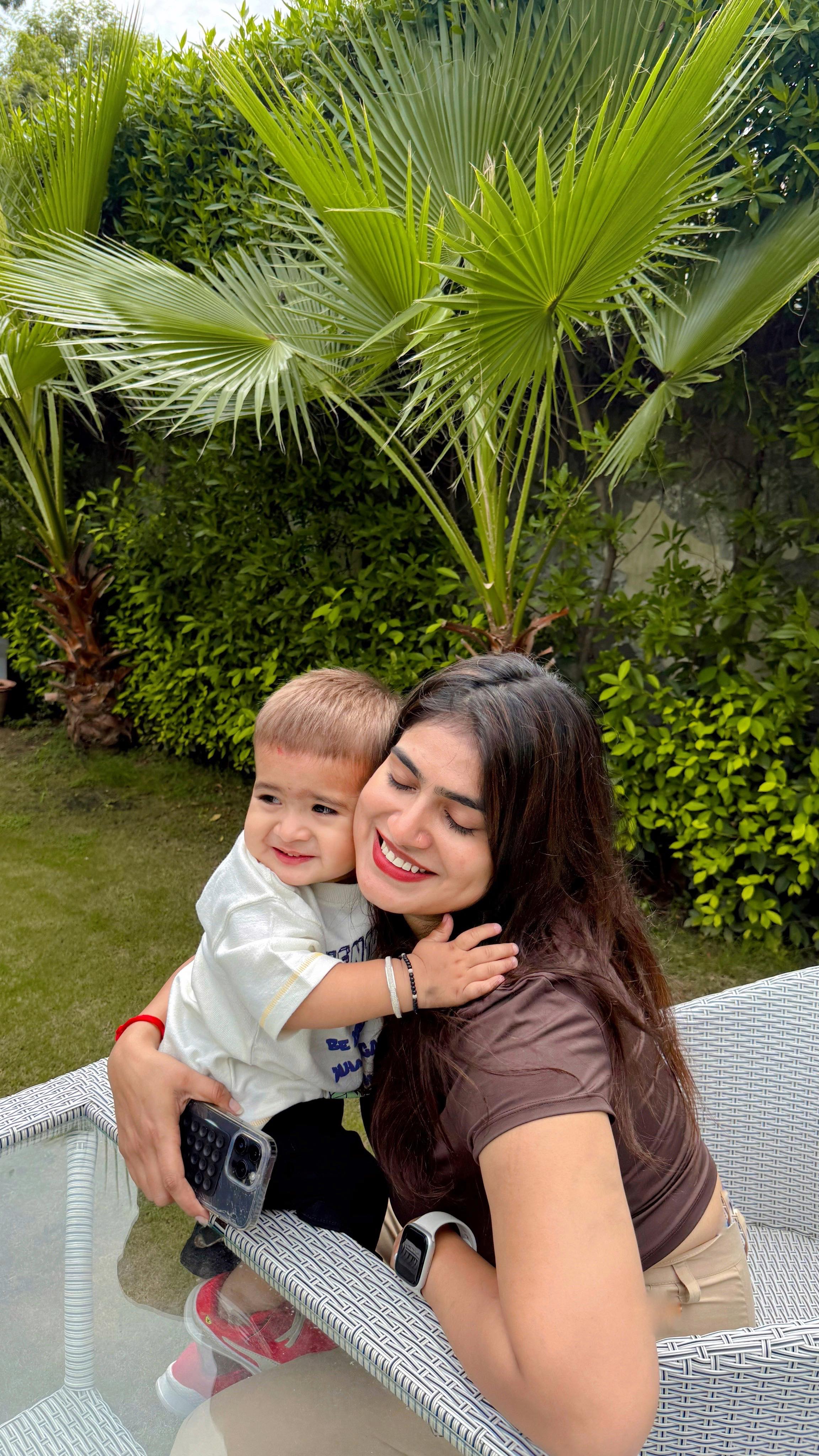 Instagram post by @hello_ps8 for Himalaya Babycare. Caption reads: #ad Share this with every new mom out there!....