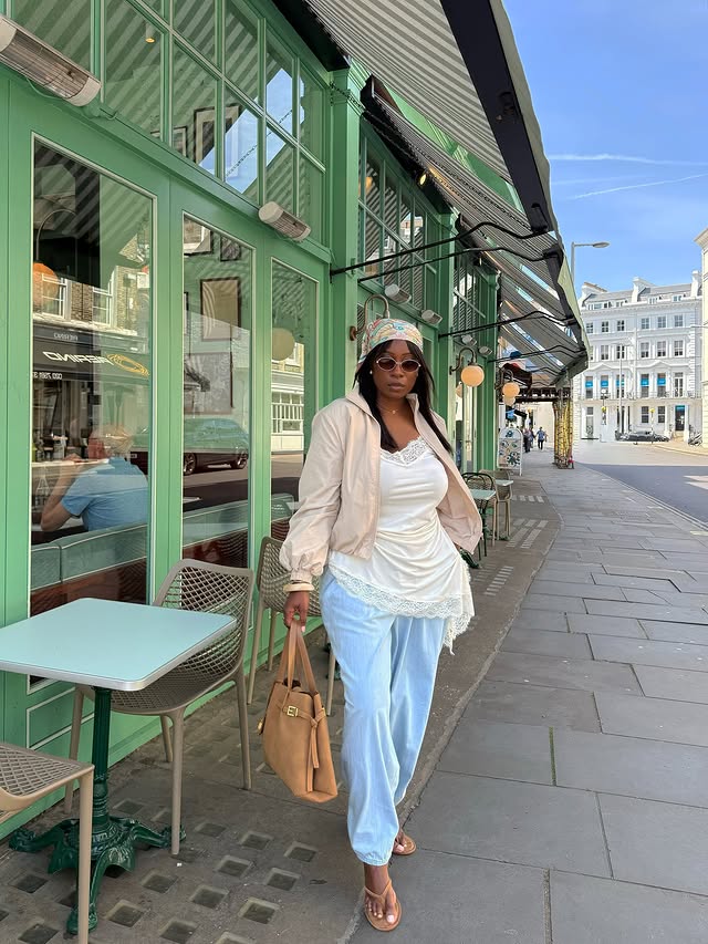 Instagram post by @missmillsx for New Look. Caption reads: Summer is here ☀️ @newlook *AD #thatnewlookfeeling....