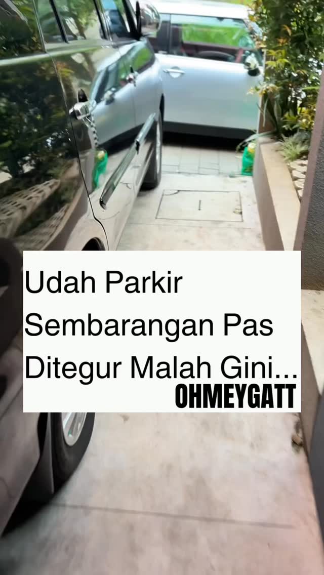 Instagram post by @ohmeygatt for Tokopedia. Caption reads: Hidup lagi cape-capenya ketemu orang parkir....