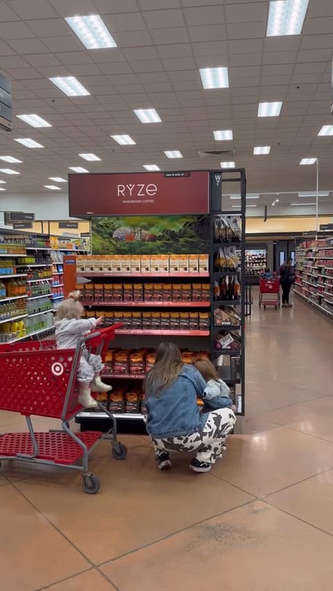 Instagram post by @jess.hentges for RYZE SUPERFOODS. Caption reads: [...] into your daily routine. @RYZESuperfoods has....