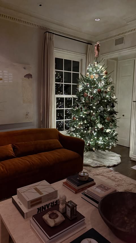 Instagram post by @ozzykirk for Fanatics. Caption reads: another Sunday football styling with @fanatics....