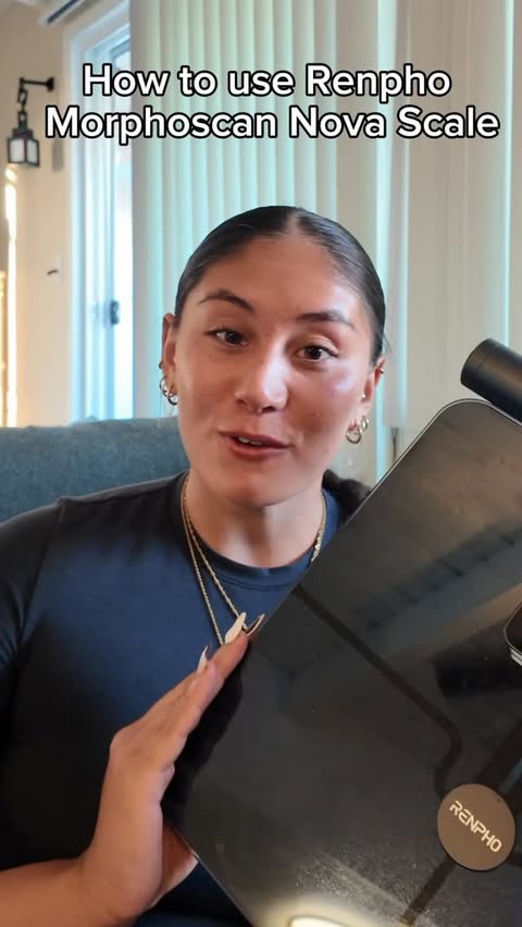 Instagram post by @kaylastnly for RENPHO. Caption reads: so easy to use this bad boy @renpho #renpho....
