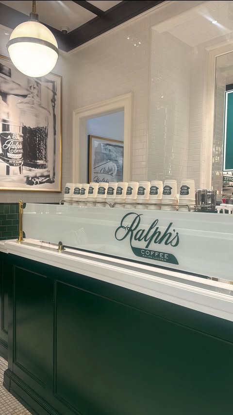 Instagram post by @simonegrace5 for Elite Eleven Sporting. Caption reads: [...] hobby in my favourite set....