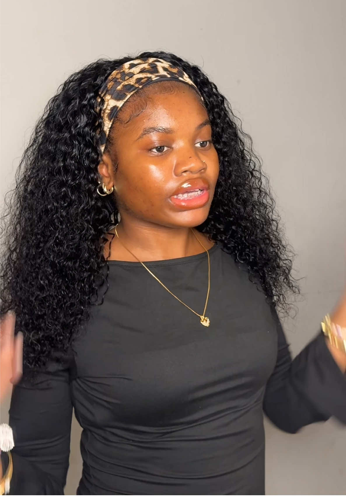 TikTok post by @04._enila6 for Bling Hair. Caption reads: [...] headband wig for me hands down🥰🤩 @Bling....