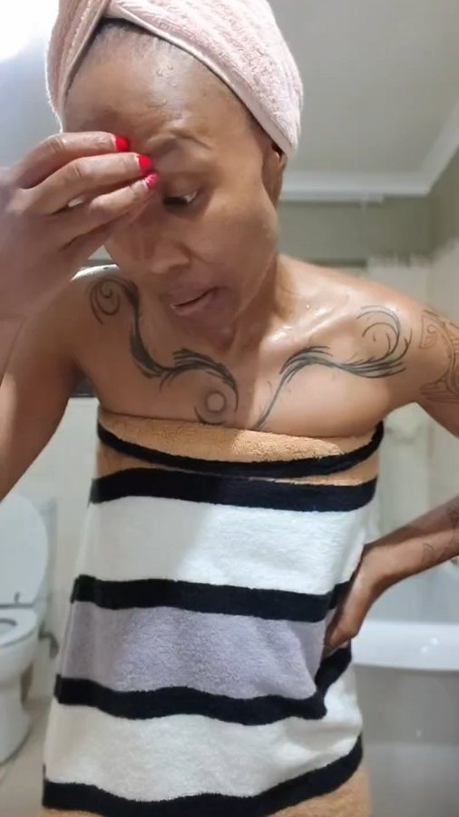 Instagram post by @dineoranaka for Shoprite SA. Caption reads: Ok. STORY TIME 😭😭😭 

#WeekendXtra....