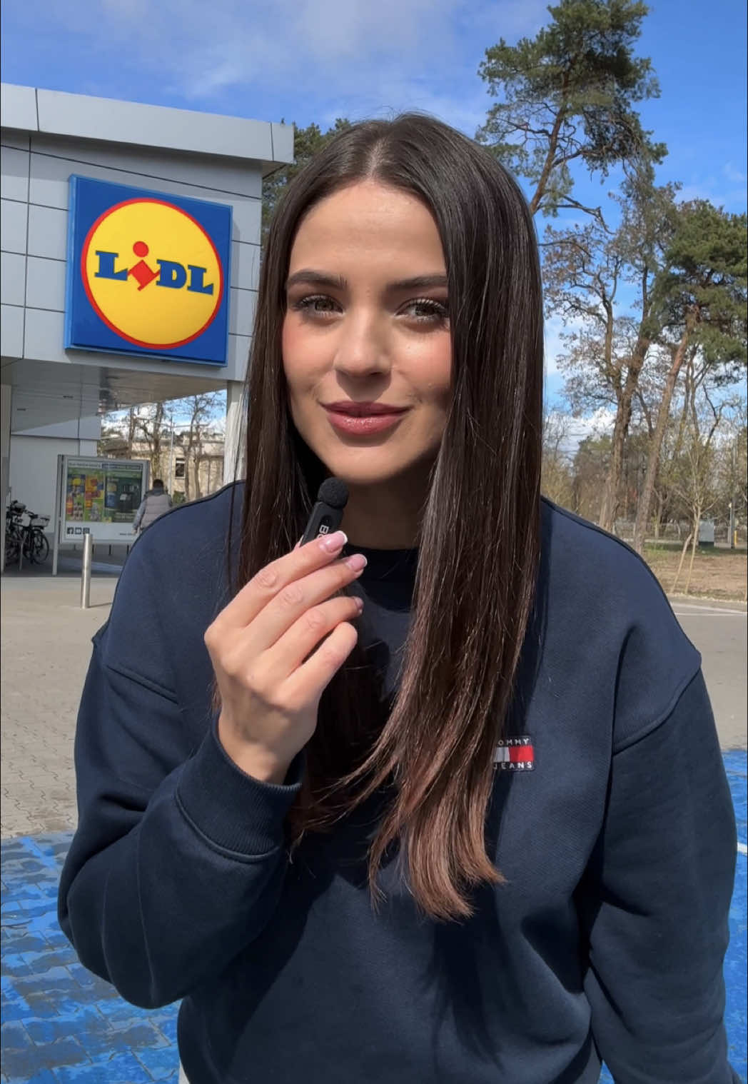 TikTok post by @ulagrotynska for Lidl Polska. Caption reads: #reklama Sprankujcie ze mną teściową! 🐣 I to przy....