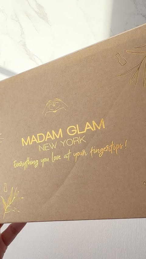 Instagram post by @lia.beautyuk for Madam Glam. Caption reads: Unboxing my @madamglam goodies! 💖✨ Inside: 💡....