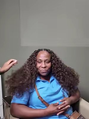 TikTok post by @kbthebrandllc for Tahikie Hair Shop. Caption reads: These curls are doing EVERYTHING 😍🤎😍✨🍁 I....