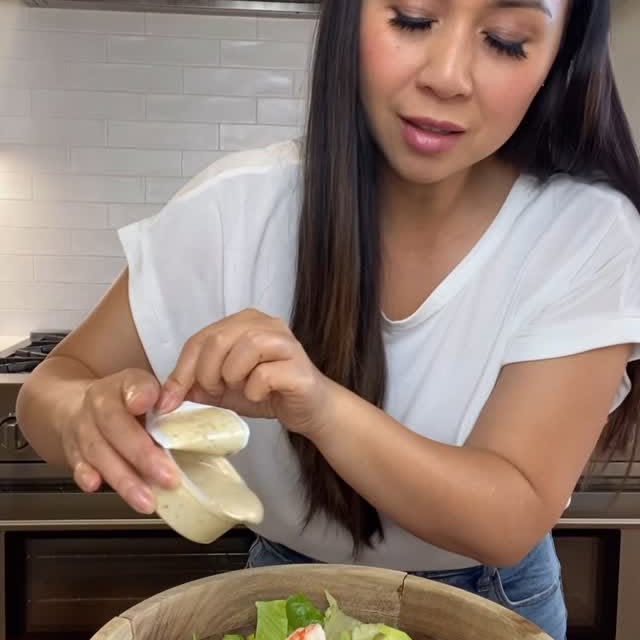Instagram post by @myhealthydish for Hungryroot. Caption reads: Click the link in my bio and use coupon code....
