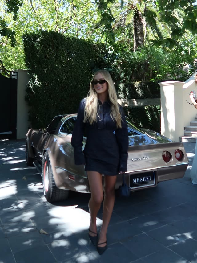 Instagram post by @hannahstjohn for Meshki. Caption reads: a beautiful day with @vogueaustralia x @meshki....