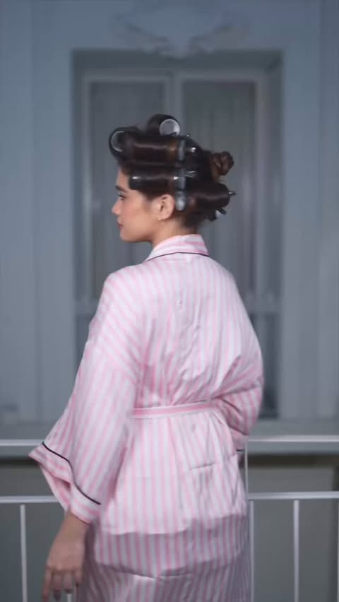 Instagram post by @mscrizataa for Sunsilk. Caption reads: Serving main Hairkada energy, always 💖
Sunsilk....