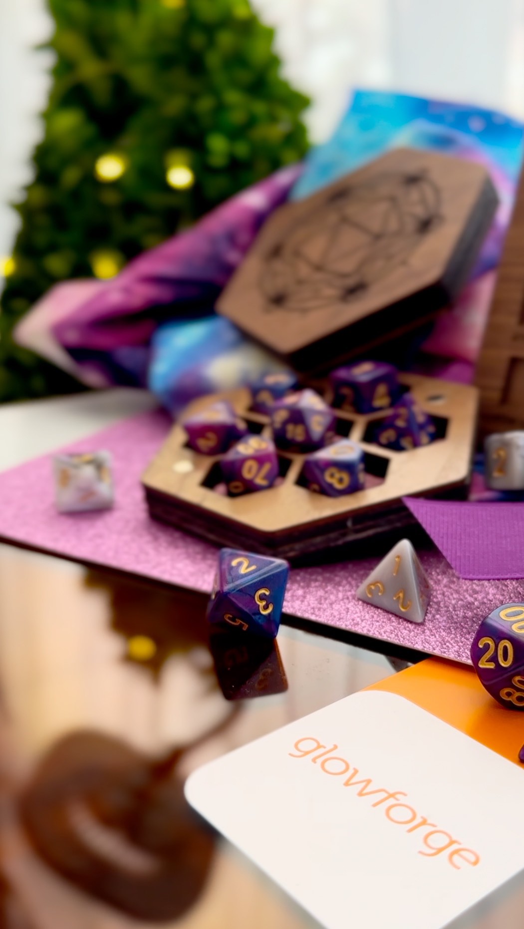 Instagram post by @lyndsaymakes for Glowforge. Caption reads: [...] making a project I selected from the....