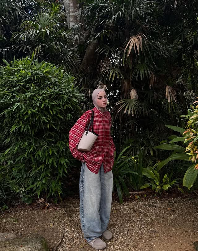 Instagram post by @ecmelrumeysa for SUUD COLLECTION. Caption reads: ♥️🕯️ @suudcollection #reklam.