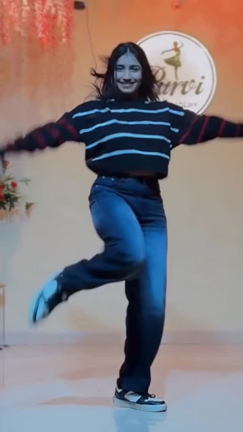 Instagram post by @purvi_tripathi_17 for AJIO. Caption reads: Mummy Nu Pasand🔥

Jeans & Top- @ajiolife....