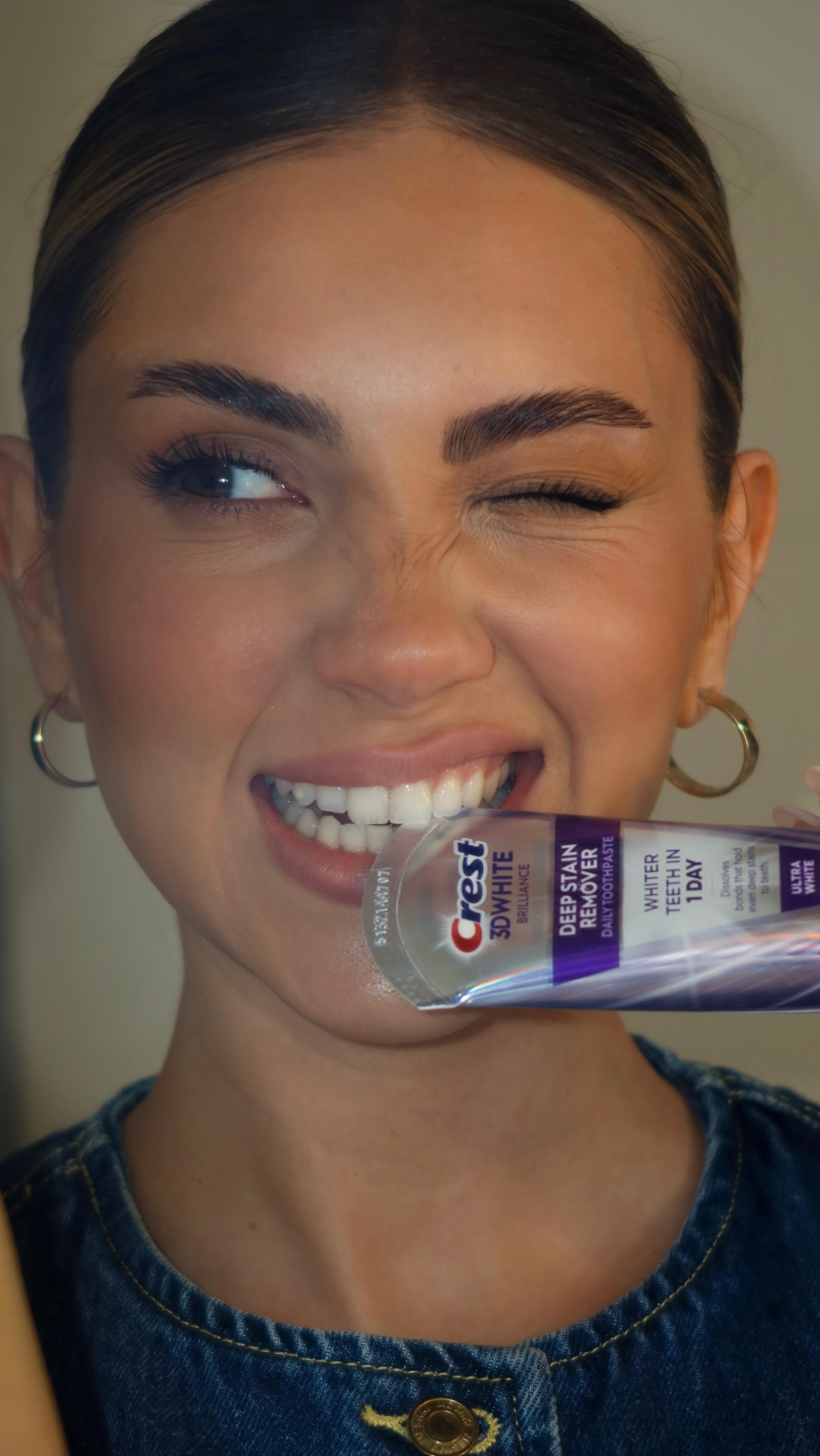 Instagram post by @meliscifcili for Crest. Caption reads: #CrestPartner #Ad White teeth is the most....