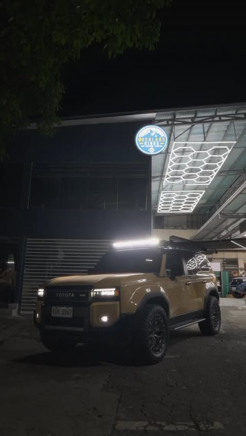 Instagram post by @overlandkings for EcoFlow. Caption reads: [...] build update! Finally installed the EcoFlow....