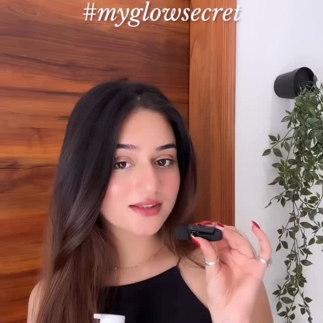 Instagram post by @chahat_malhotraa for Dove India. Caption reads: Ready, glow, go! @doveindiachannel's Glow Recharge....