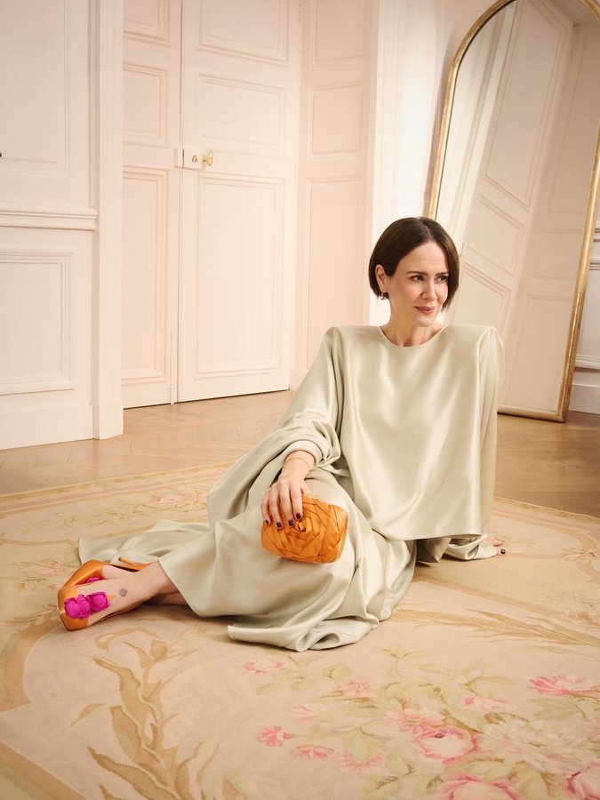 Instagram post by @mssarahcatharinepaulson for Roger Vivier. Caption reads: An absolute dream shoe 
#MaisonVivier....