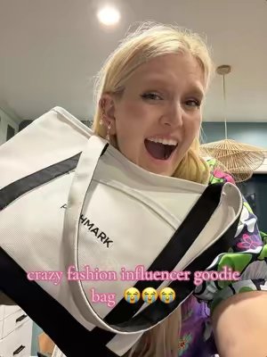 TikTok post by @theefashionmix for Hormbles. Caption reads: [...] officially peaked. THANK YOU @Poshmark....