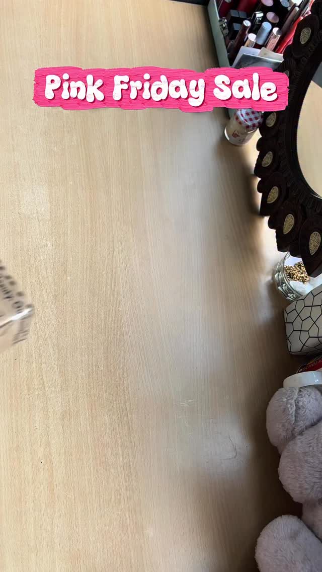 Instagram post by @janu_.official_ for Simple Skincare. Caption reads: Comment for links ❤️

#nykaafinds #nykaa....