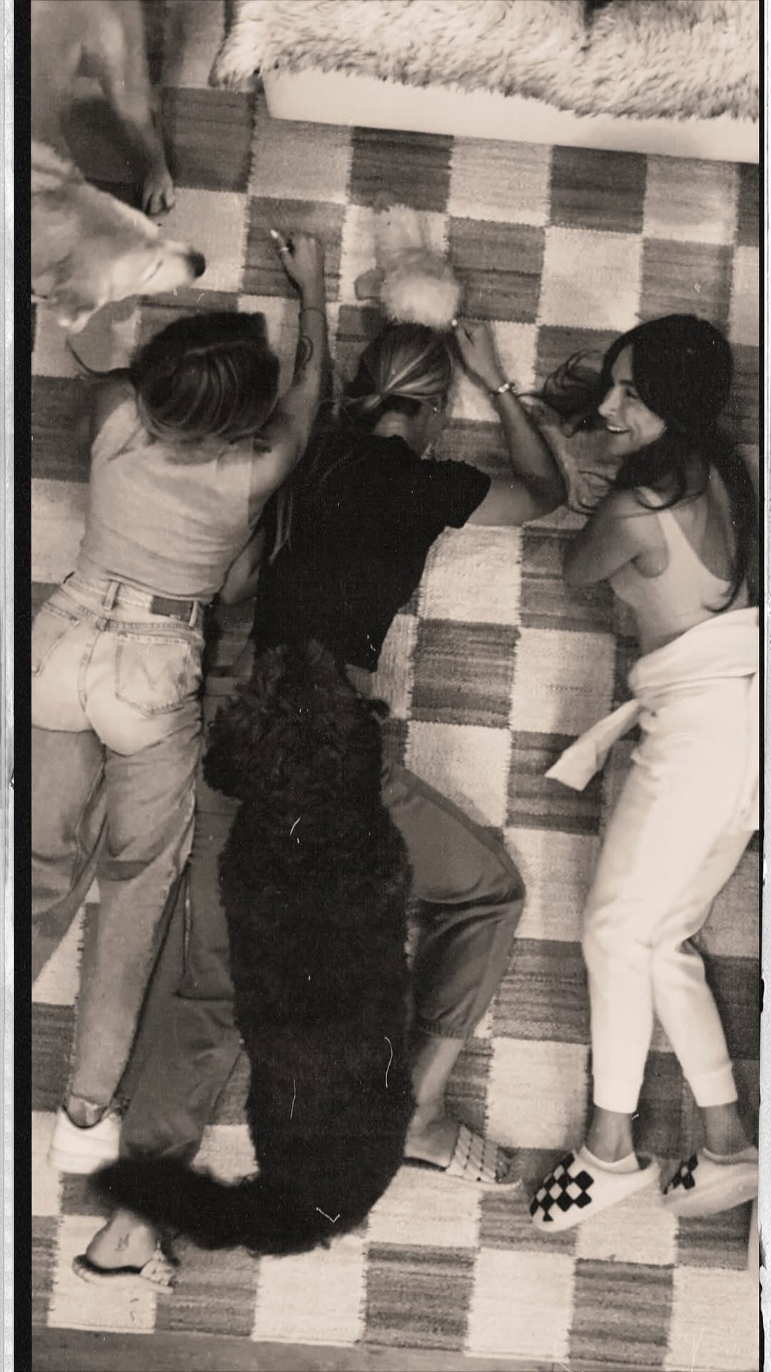 Instagram post by @elliefwhite for Veuve Clicquot. Caption reads: Sponsored by @veuveclicquot 🥂🍾.