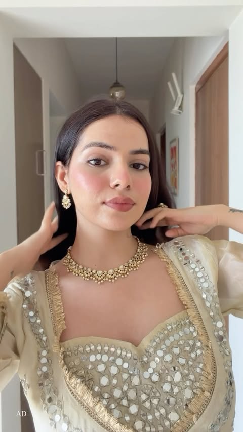 Instagram post by @theshreyakalra for Kushals Fashion Jewellery. Caption reads: [...] some gorgeous festive pieces at....