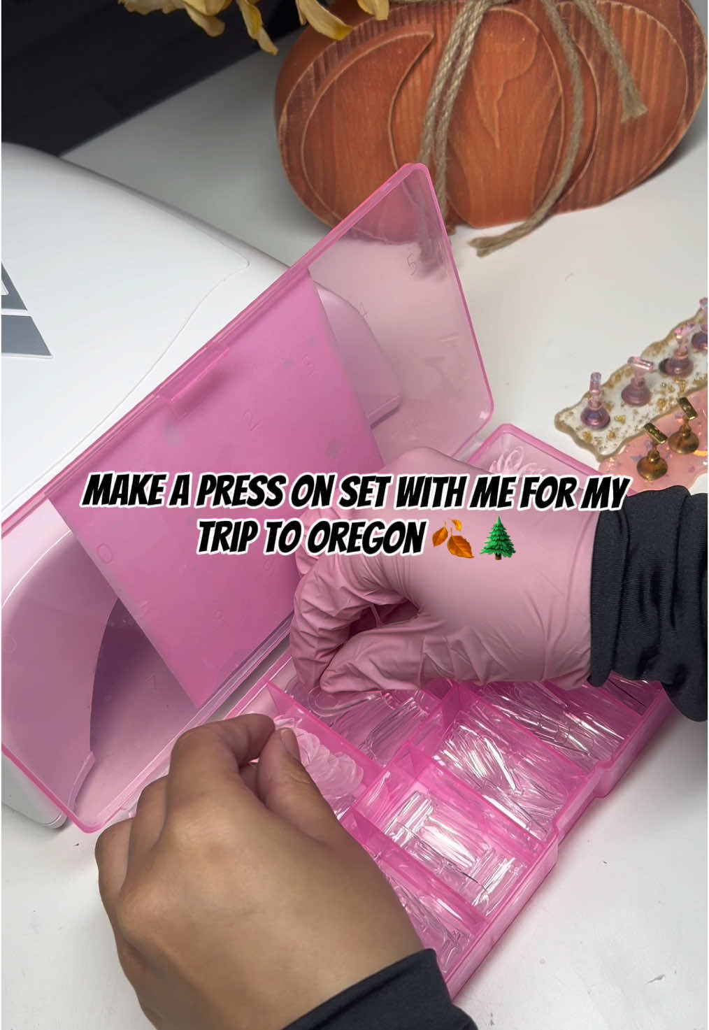 TikTok post by @yesenyanatalia for VBeautyPure. Caption reads: press on nails for Oregon 🍂🌲 - all products from....