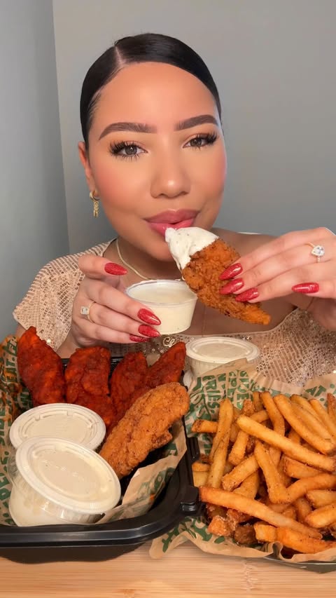 Instagram post by @claudiaeatsgood for Wingstop. Caption reads: [...] ✨🥂 What’s your favorite order from....