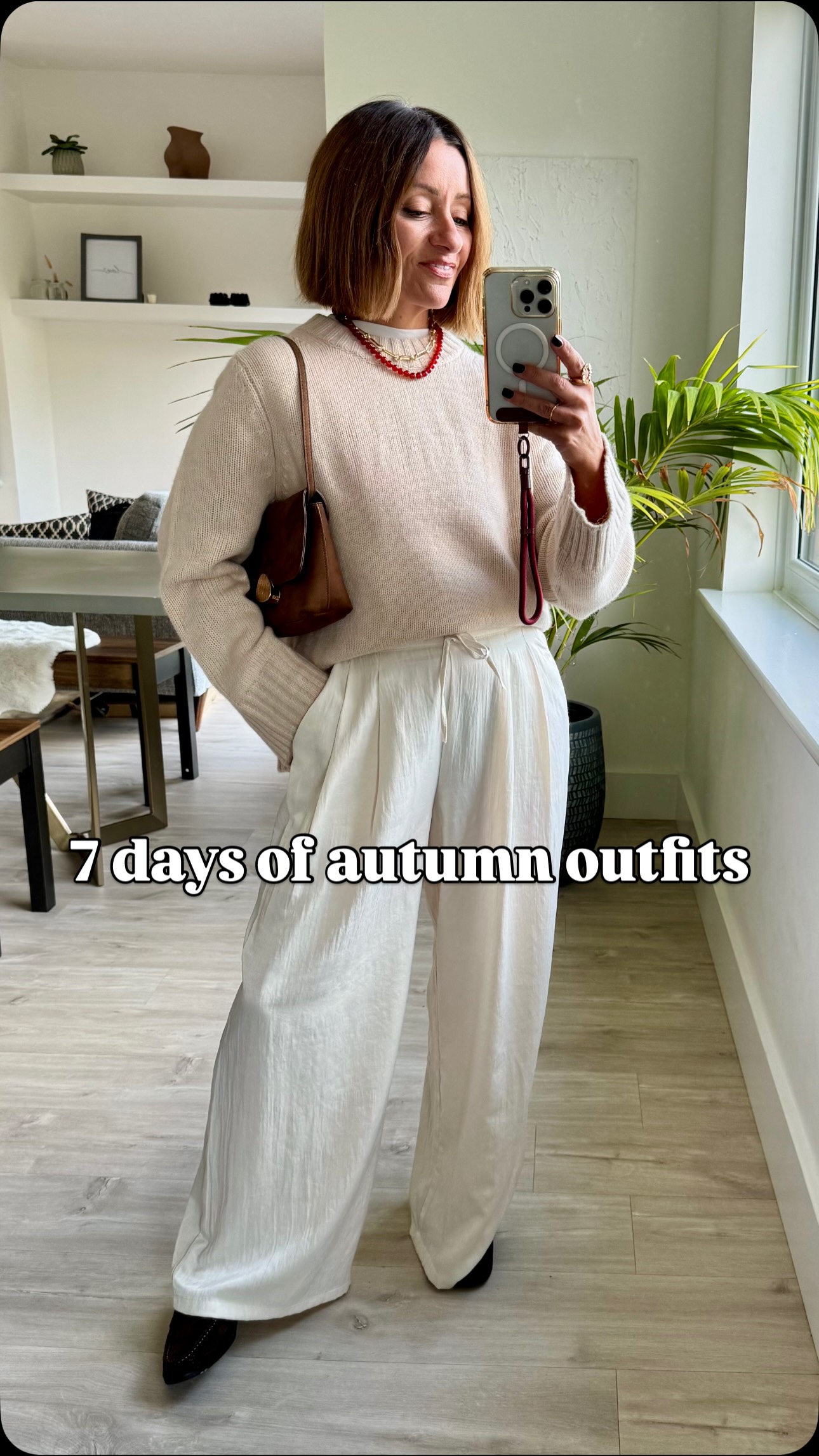 Instagram post by @missionstyle_ for Schuh. Caption reads: These trousers has been packed away… 

Layered....