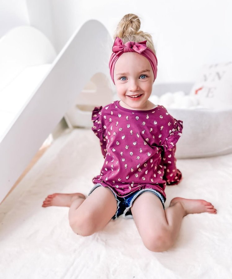 Instagram post by @me_.plus_three for Next Press. Caption reads: In collaboration with @nextofficial 🙌🏼

Emily is....