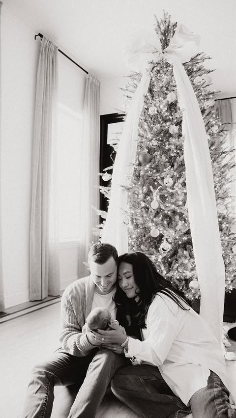 Instagram post by @jashamilton_ for Babylist. Caption reads: 100000/10 rec @babylist for all your baby registry....