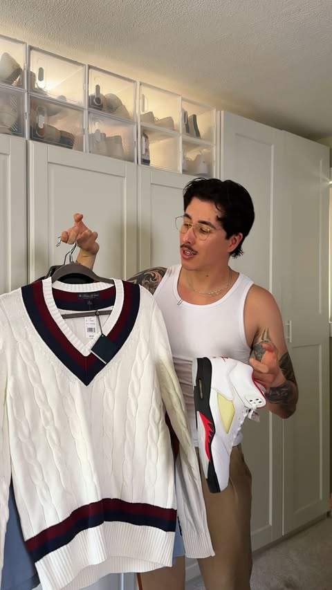 Instagram post by @blakescott for Vinted. Caption reads: [...] and listed so many great items on @Vinted!....
