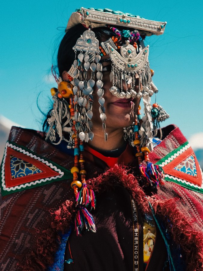 Instagram post by @candidalouis for UNESCO. Caption reads: How do I look?? 

It was an honour to have these....