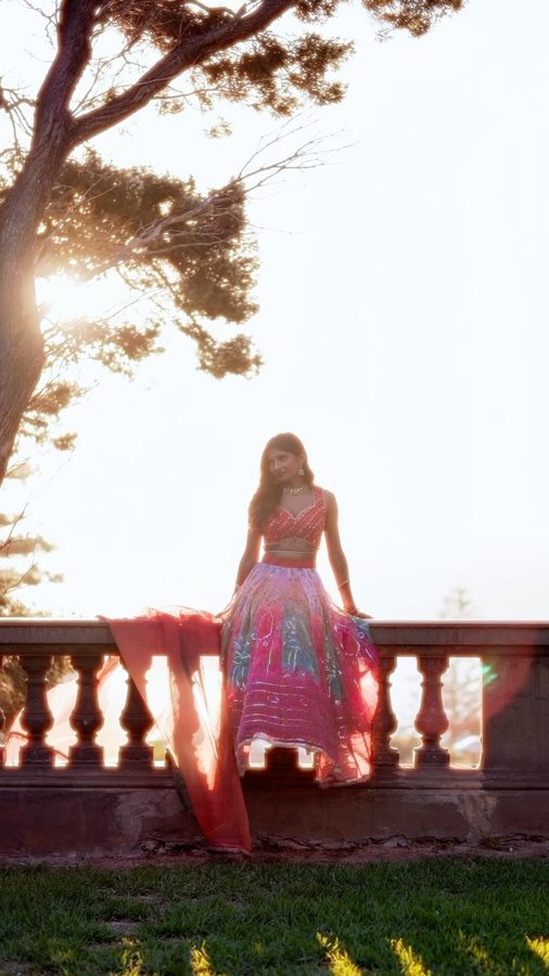 Instagram post by @kavyagor_ for LASHKARAA. Caption reads: [...] one lehenga at a time 🪞🌞

outfit....