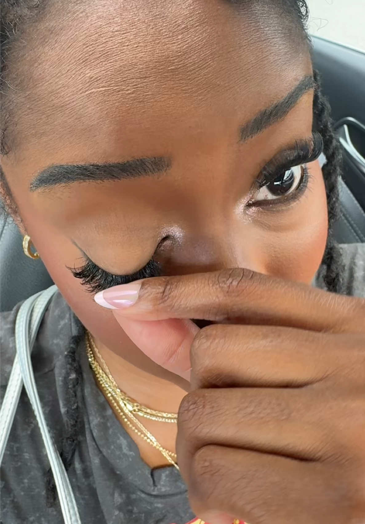 TikTok post by @ashleythemogulbu for VeyesBeauty. Caption reads: I 🫶🏾 @VEYESBEAUTY real bad. 😂 .