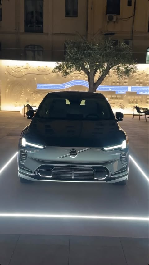 Instagram post by @ladyofthemanor77 for Volvo Cars. Caption reads: As you all know, I had the pleasure of visiting....