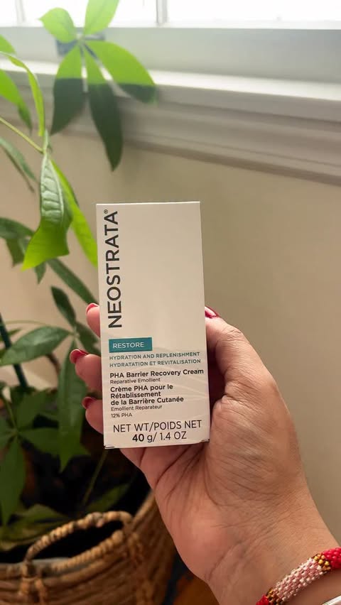 Instagram post by @floridmaven for NEOSTRATA. Caption reads: My soothing skin rescue after peel🤍 Neostrata....