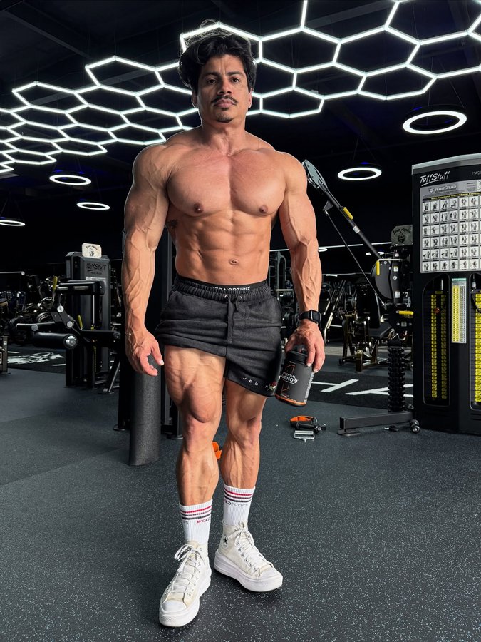 Instagram post by @dinoestrada14 for Rule One Proteins. Caption reads: @ruleoneproteins essential amino 9 are always a....